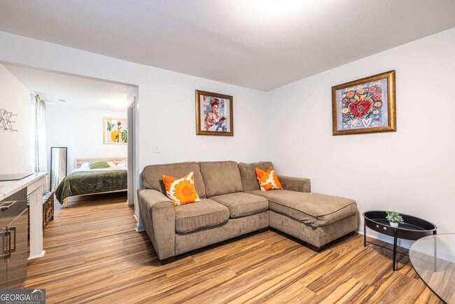 Building Photo - 4350 Welcome All Rd