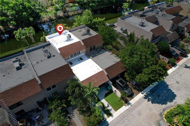 Foto del edificio - 8302 SW 103rd Ave