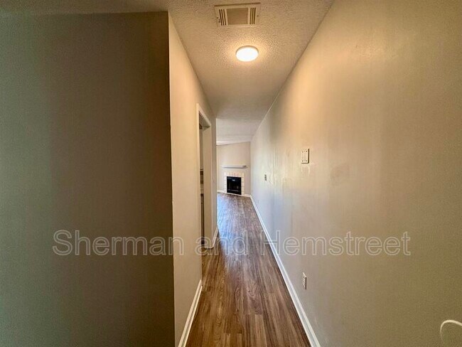 Foto del edificio - 500 Commons Dr