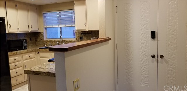 Building Photo - 2386 Via Mariposa W