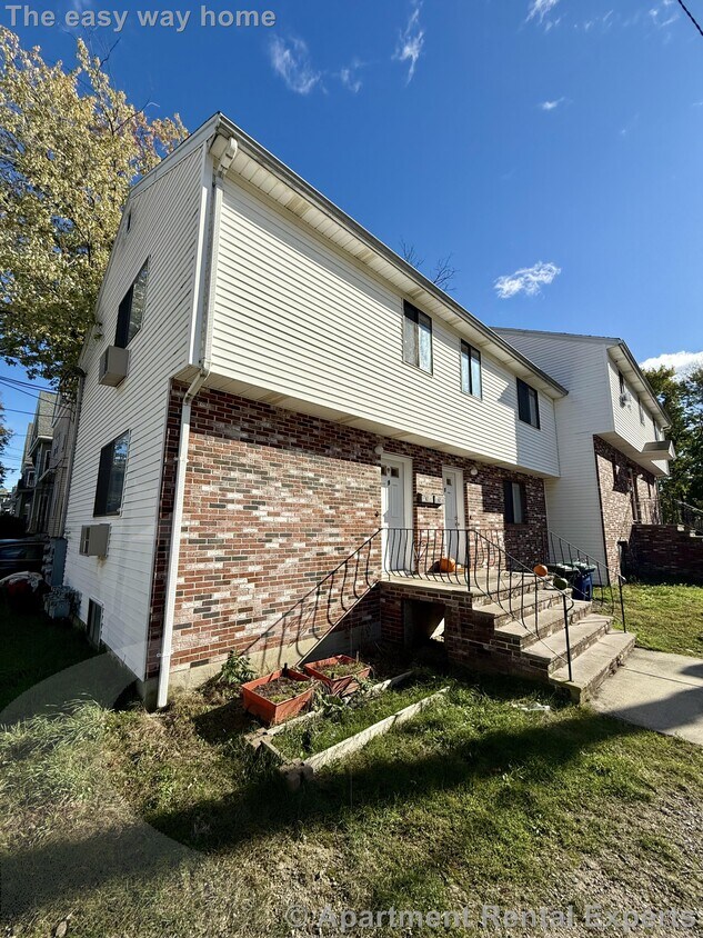 Foto principal - Somerville/Davis Square 2 Bedroom