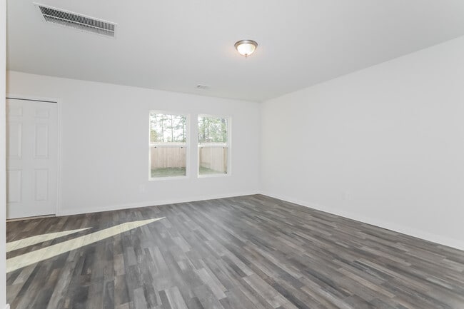 Building Photo - 15657 Briar Frst Dr