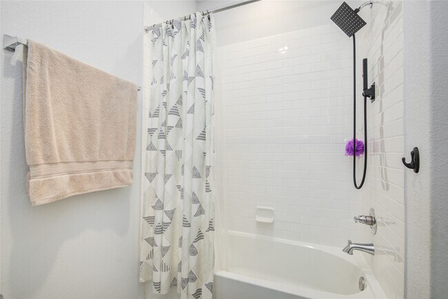 Foto del edificio - 8603 Herring Ln