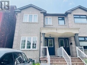 Building Photo - 94 A Mulock Ave
