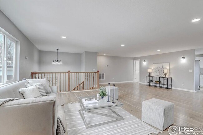 Foto del edificio - 4 Bedroom Single Family Home in Denver