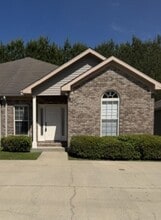 Building Photo - 6717 Covington Villas Ln