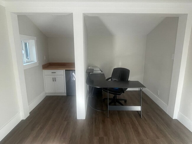 Building Photo - 3809 Brunswick Ave