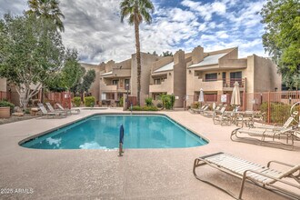 Building Photo - 4850 E Desert Cove Ave