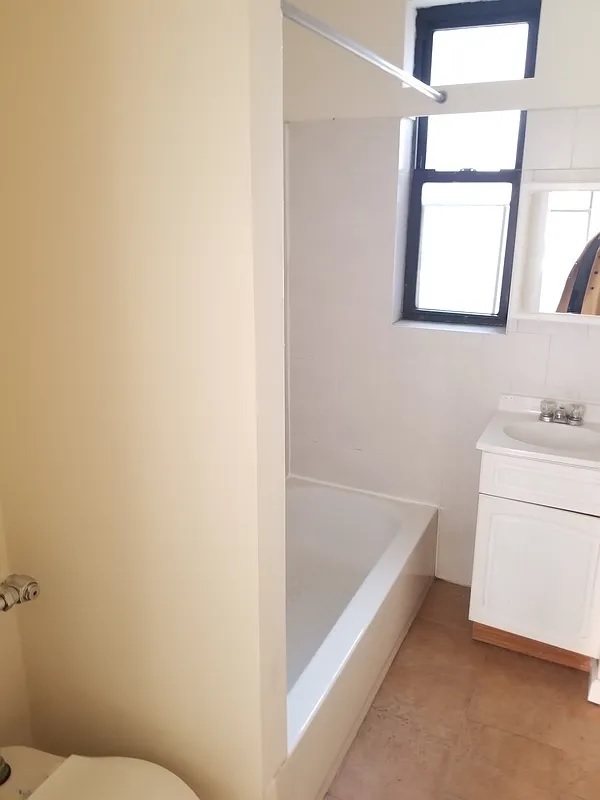 Foto principal - 31-67-67 37th St