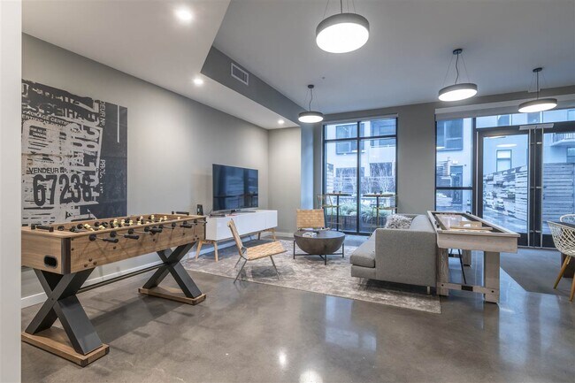 Foto del edificio - 1405 Adams St