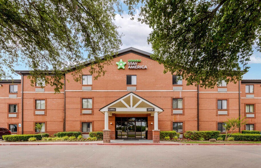 Furnished Studio - Dallas