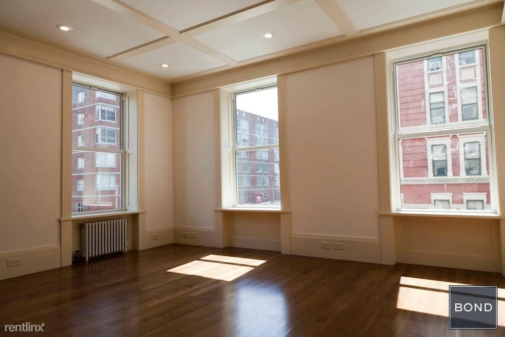 Primary Photo - 3 br, 2 bath House - 307 W 17th St