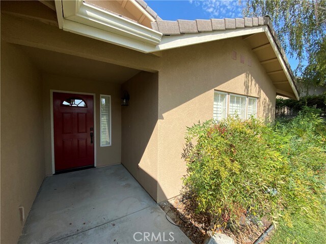 Foto del edificio - 28 Sunnyside Dr