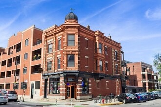 Building Photo - 2900 W Belmont Ave Building Photo - 2900 W Belmont Ave