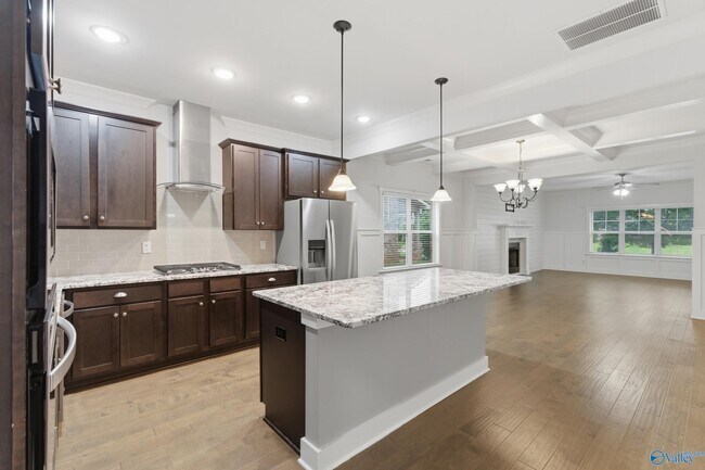Building Photo - 8 Desert Oak Ct SW
