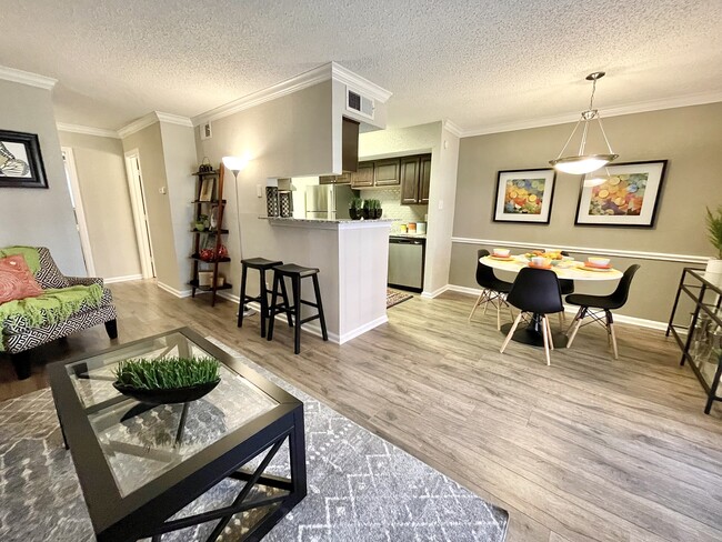 1BR 1 BA 726 sf - The Abbey At Montgomery Park