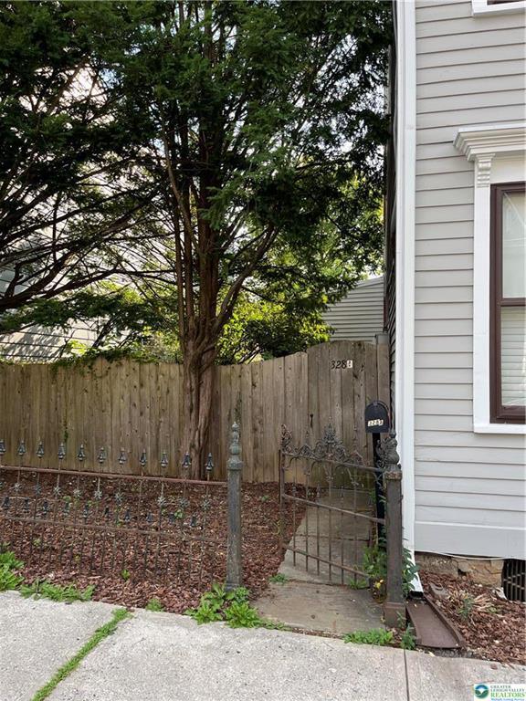 Building Photo - 328 Cattell St