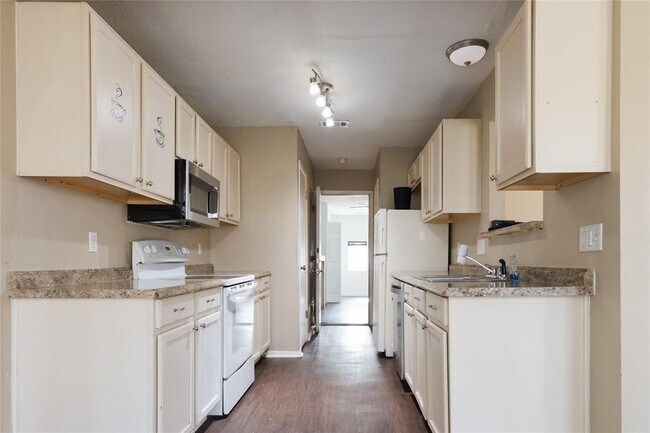 Foto del edificio - 9700 Carson Creek Blvd