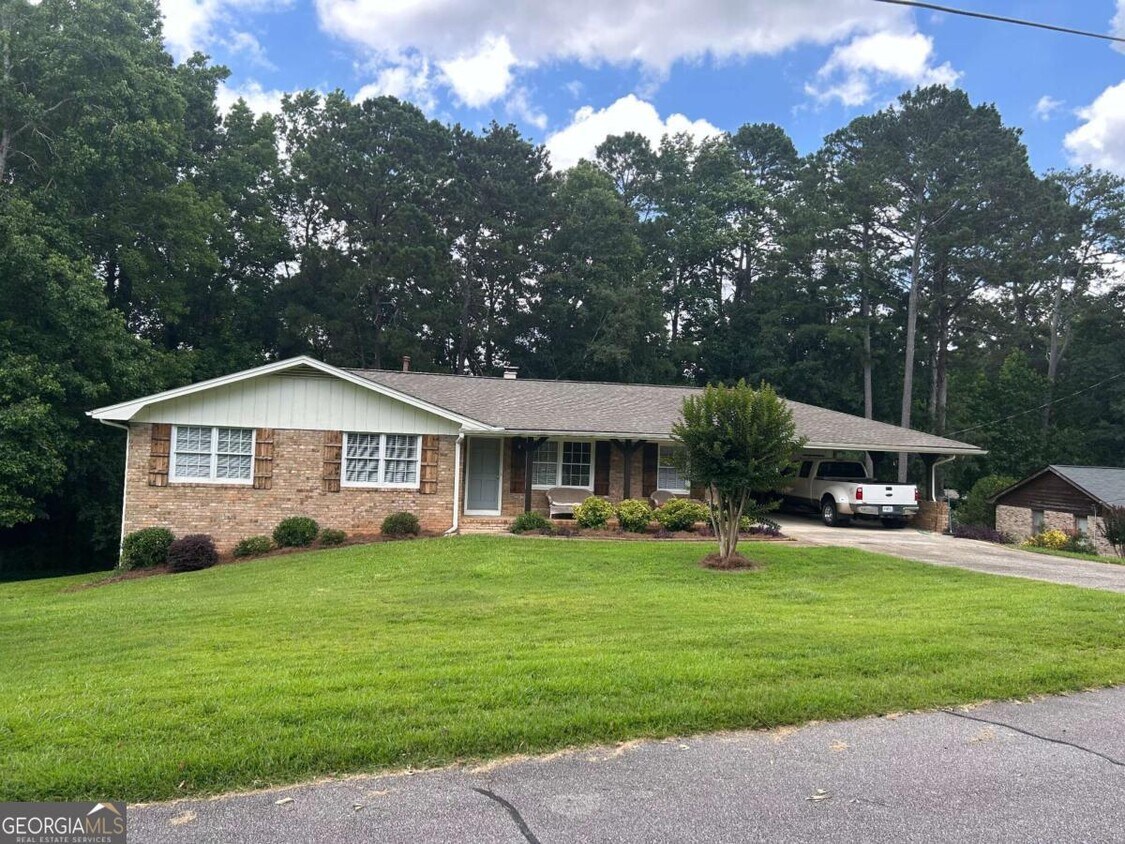 Foto principal - 1271 Arrowhead Rd