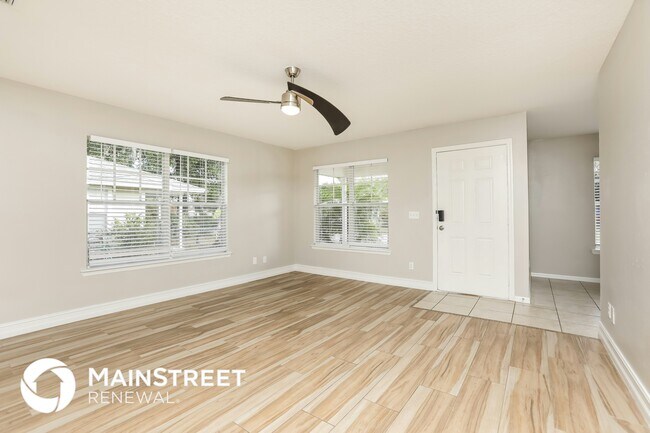 Building Photo - 376 Chinaberry Ave