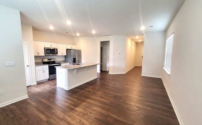 Foto del edificio - New Three Bedroom Townhouse in Greer SC!