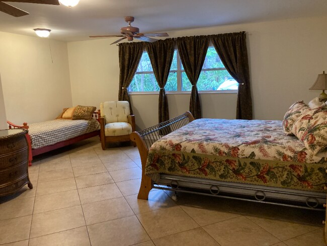 Foto del edificio - 4300 Gail Blvd