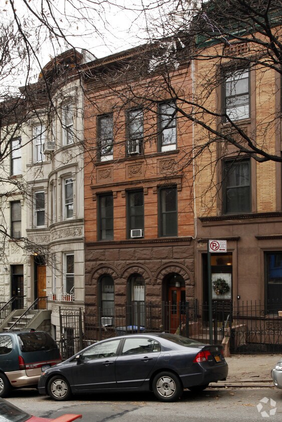 Foto del edificio - 613 W 138th St