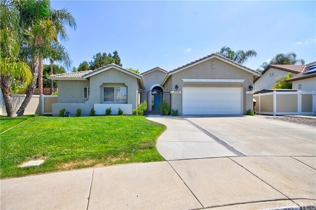 Primary Photo - 26828 Montseratt Ct