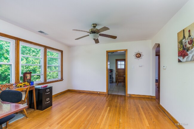 Foto del edificio - 10601 S Artesian Ave