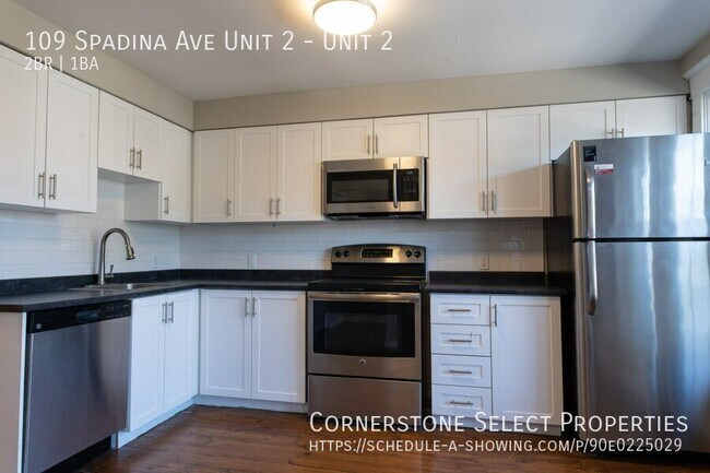 Photo du bâtiment - Central 2 Bed with ensuite laundry!
