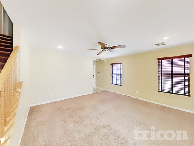 Building Photo - 10743 Iona Island Ave