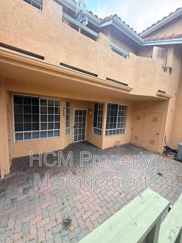 Foto del edificio - 113 Alberti Aisle