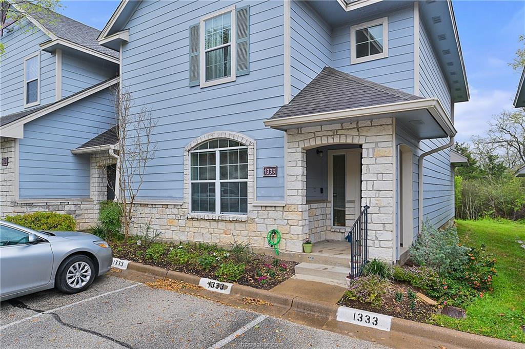 Primary Photo - 1333 Canyon Creek Cir