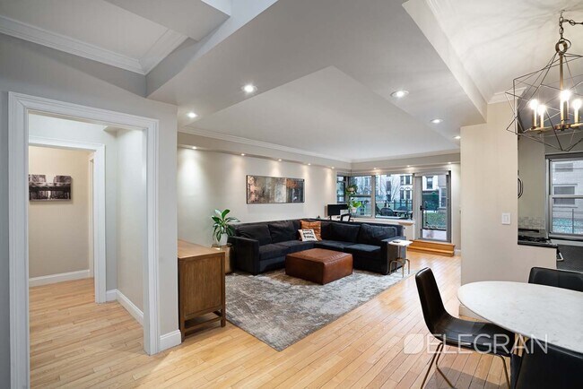 Building Photo - 1-Bedroom Co-op in Greenwich Village