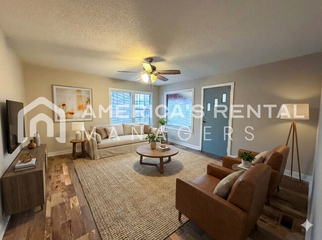 Foto del edificio - Classic Charm Meets Modern Updates in Pleasant Grove