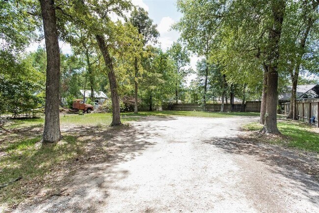 Building Photo - 603 Chateau Woods Pkwy Dr
