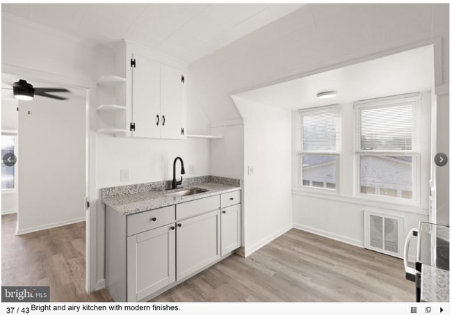Building Photo - 301 S Braddock St