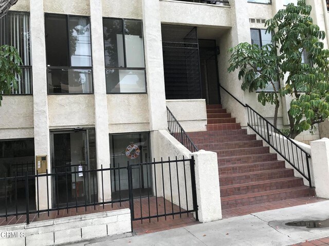 Foto del edificio - 1011 N Stoneman Ave