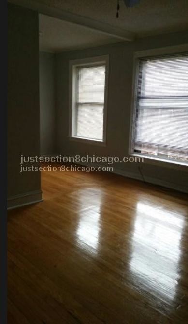 Building Photo - 6949 S Paxton Ave
