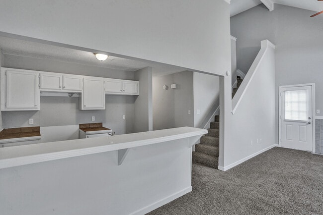 Foto del edificio - 324 N Grove Cir