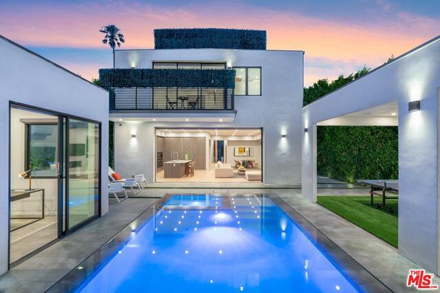 Building Photo - 642 N Kilkea Dr