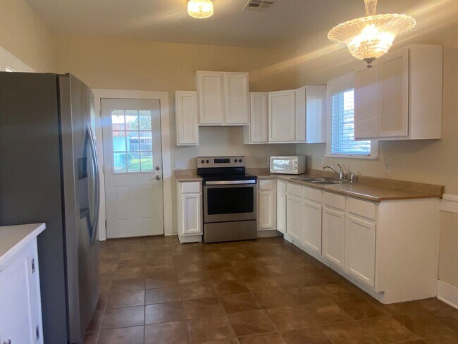 Building Photo - CUTE HOME IN CENTRAL BELTON