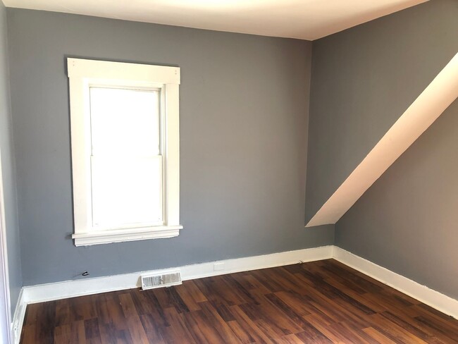 Foto del edificio - 5 BED 2 BATH SINGLE FAMILY HOME IN DETROIT...