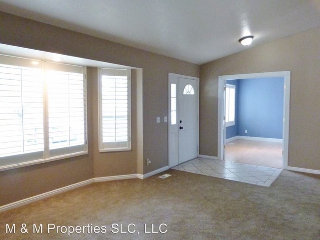 Building Photo - 12028 Doves Landing Dr