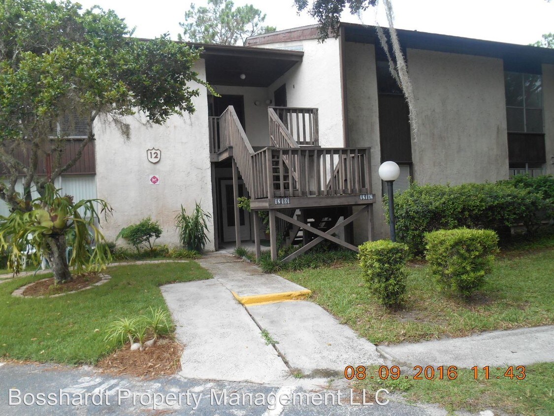 Primary Photo - 12202 Sandalwood Dr