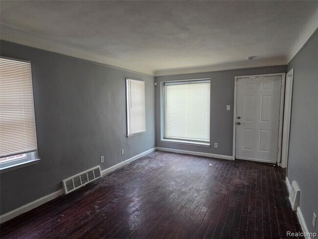 Foto del edificio - 12920 Payton St