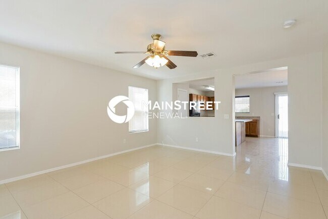 Building Photo - 4 Bedroom Pet-Friendly Home in TUCSON, AZ ...