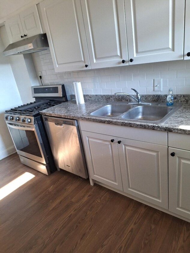 Foto del edificio - 1533 Homestead St