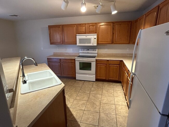 Foto del edificio - 22538 W Hadley St