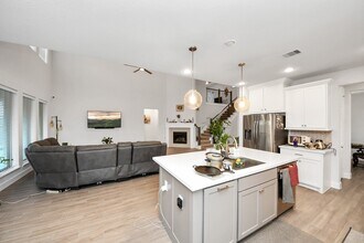Building Photo - 5506 Onyx Fls Dr